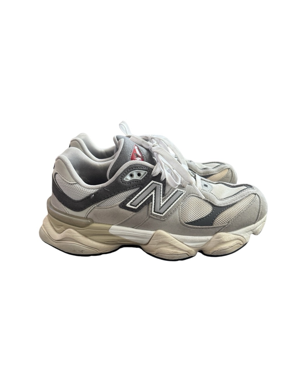 New Balance 9060 Rain Cloud Grey Size 6.5 (big boy) Sneakers